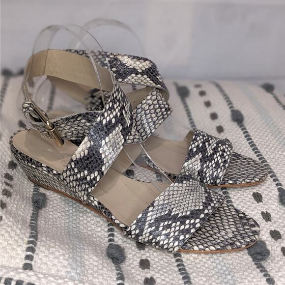AGL Attilio Giusti Leombruni Snakeskin Leather Sandals Gray Women's Size 38 1/2 - Picture 1 of 7